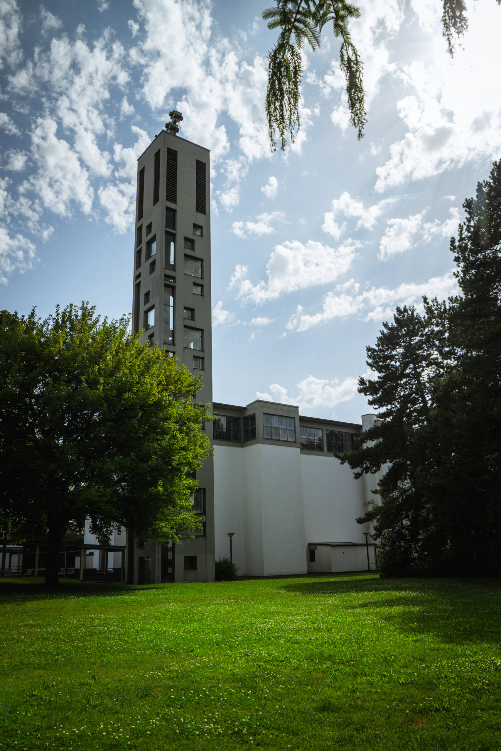 Katholische Kirche St. Pius_A7_03727