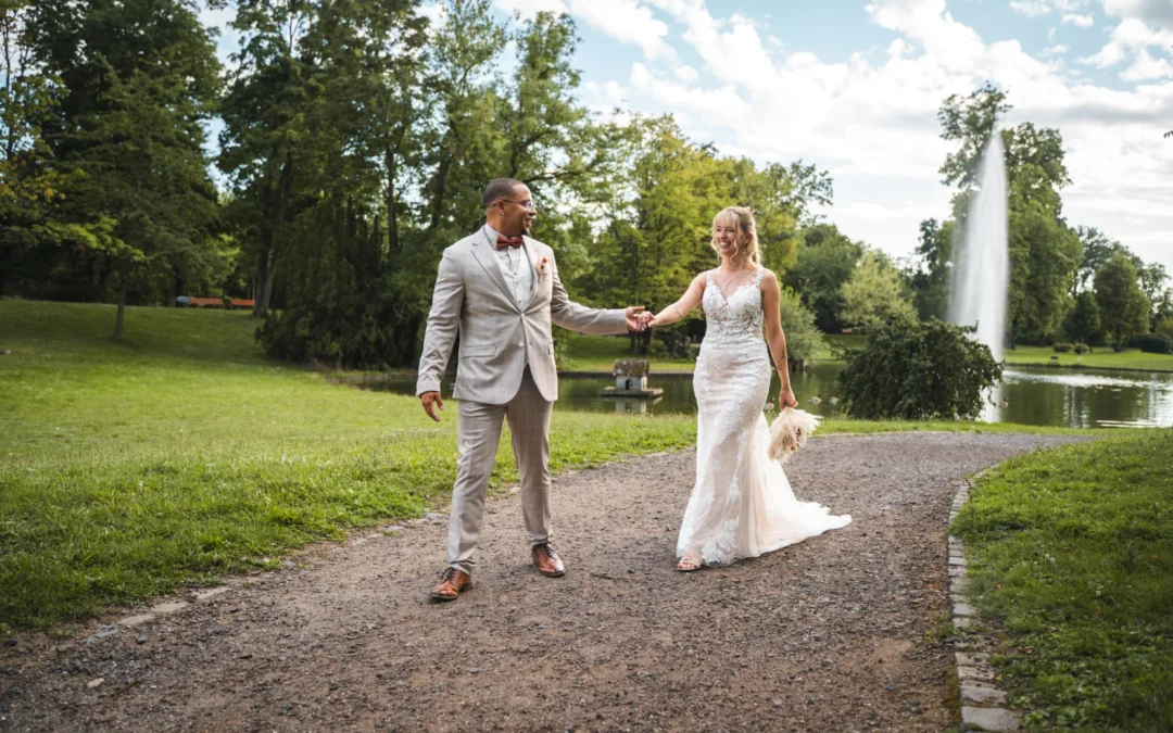 MELISSA & JOHN