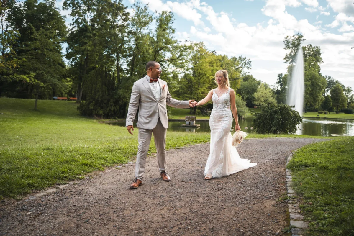 MELISSA & JOHN